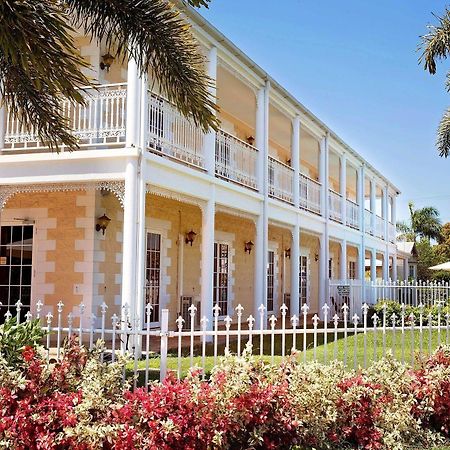 White Lace Motor Inn Маккай Экстерьер фото