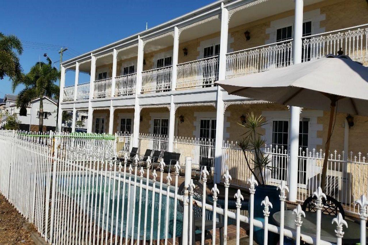 White Lace Motor Inn Маккай Экстерьер фото